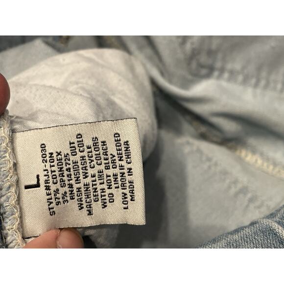 American Bazi Women’s Light Wash Denim Blue Jeans Distressed Size Large - Picture 4 of 4